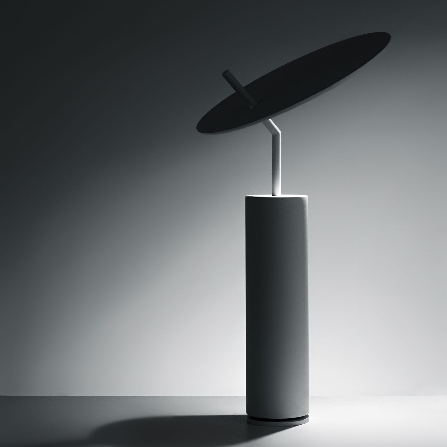 LUÀ L LED Designer Tischlampe von Icone