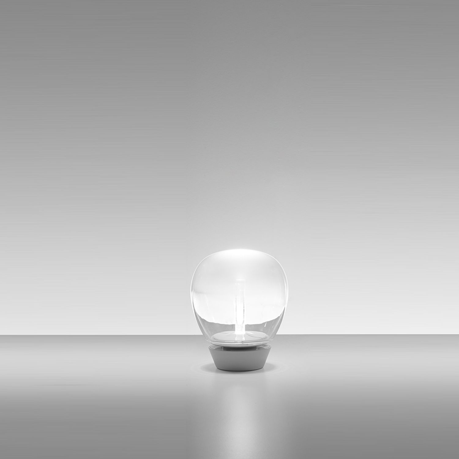 Tischleuchte EMPATIA TABLE von Artemide