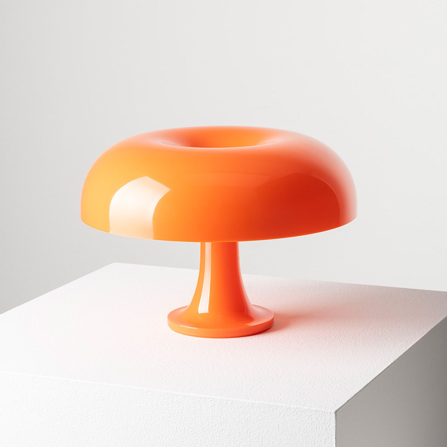 Tischleuchte Nessino von Artemide