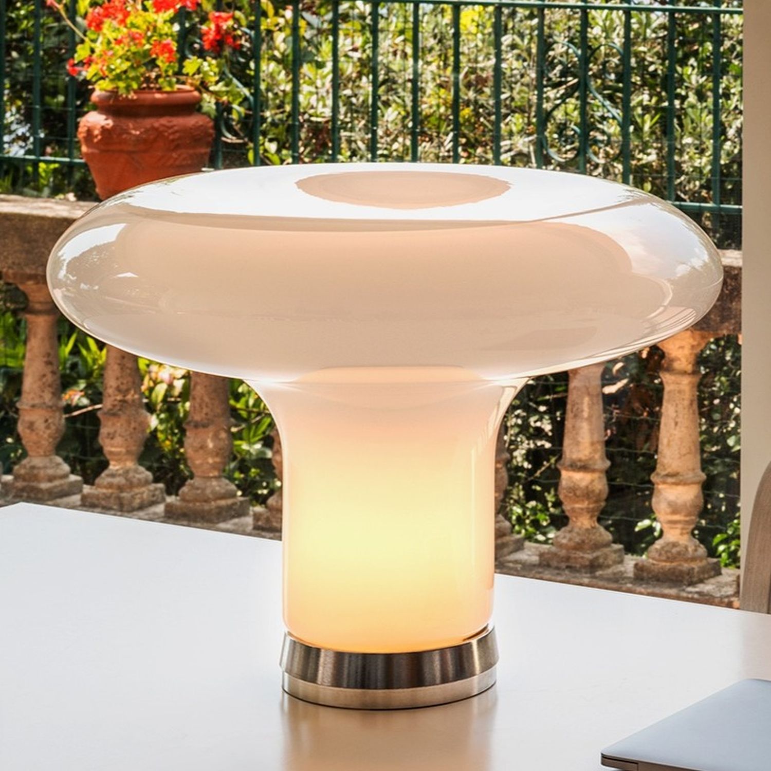 Lesbo Tischleuchte von Artemide