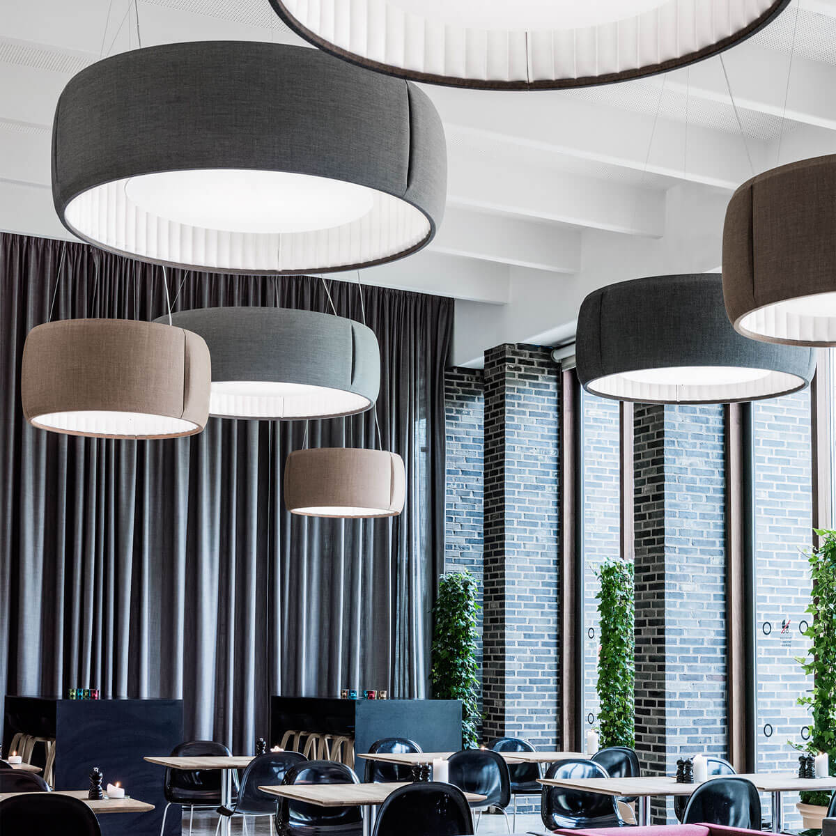 Silenzio D79/150 pendant by Luceplan