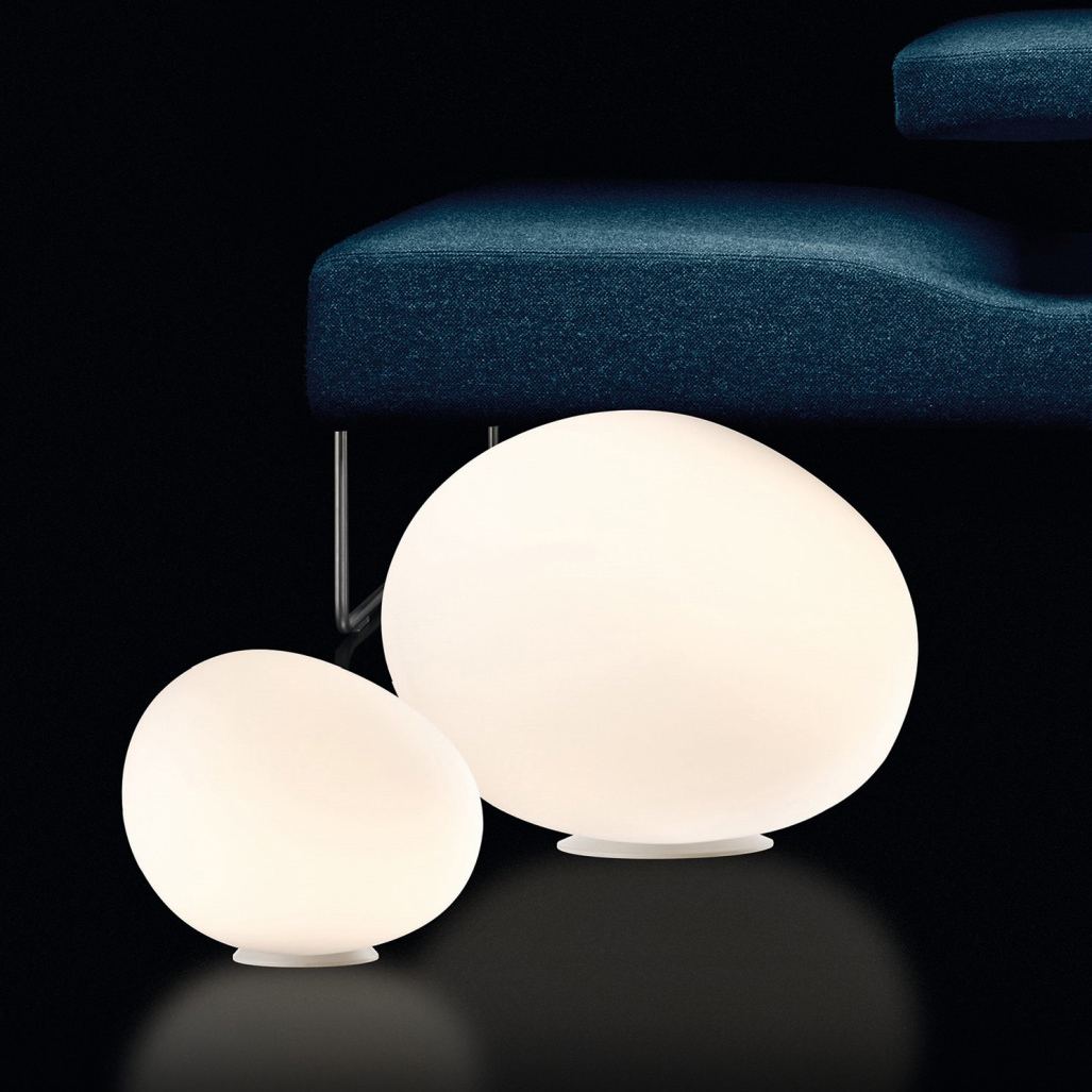 Poly Gregg media Tischlampe von Foscarini