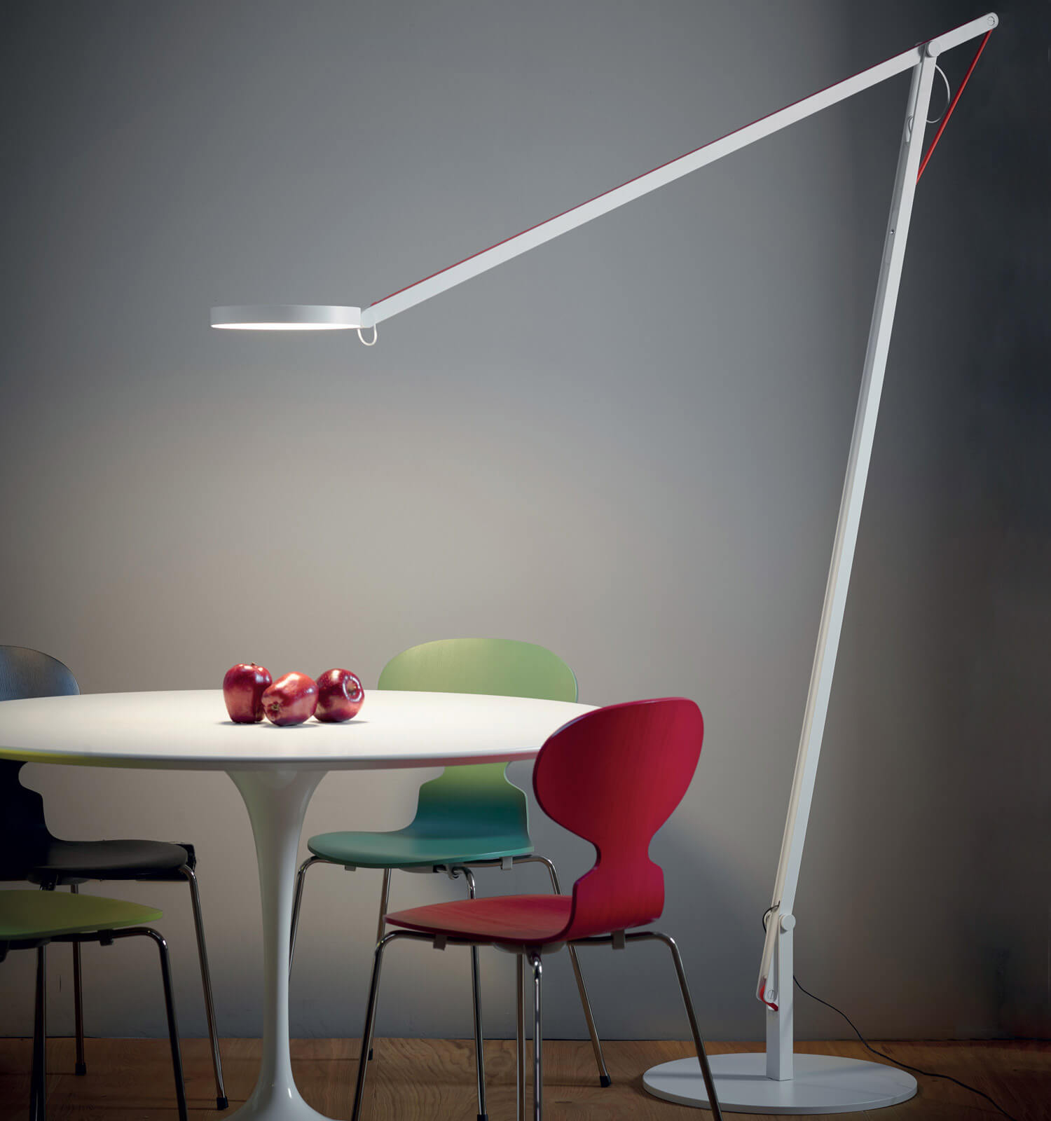 String XL floor lamp by Rotaliana
