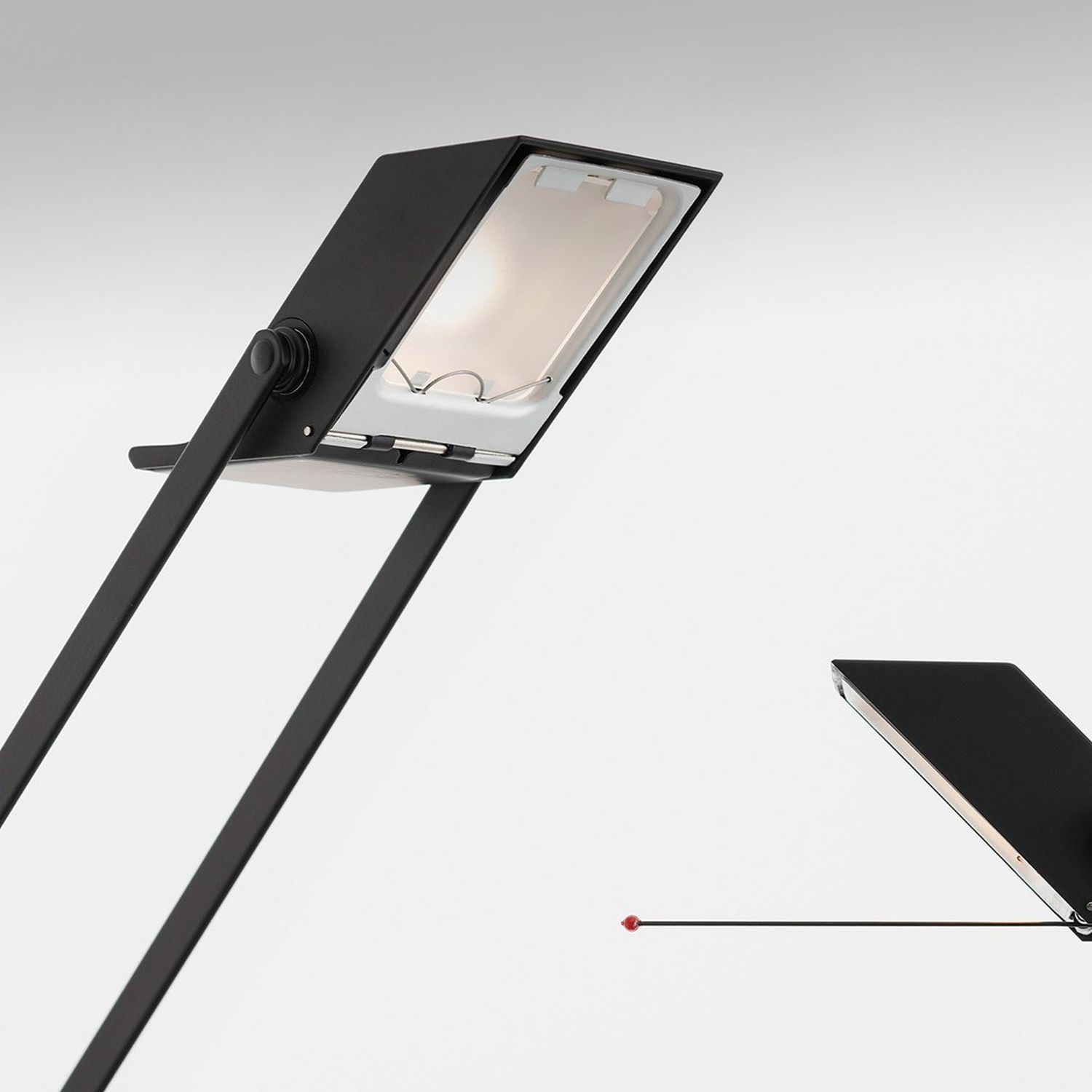 Tischleuchte TIZIO 35 von Artemide