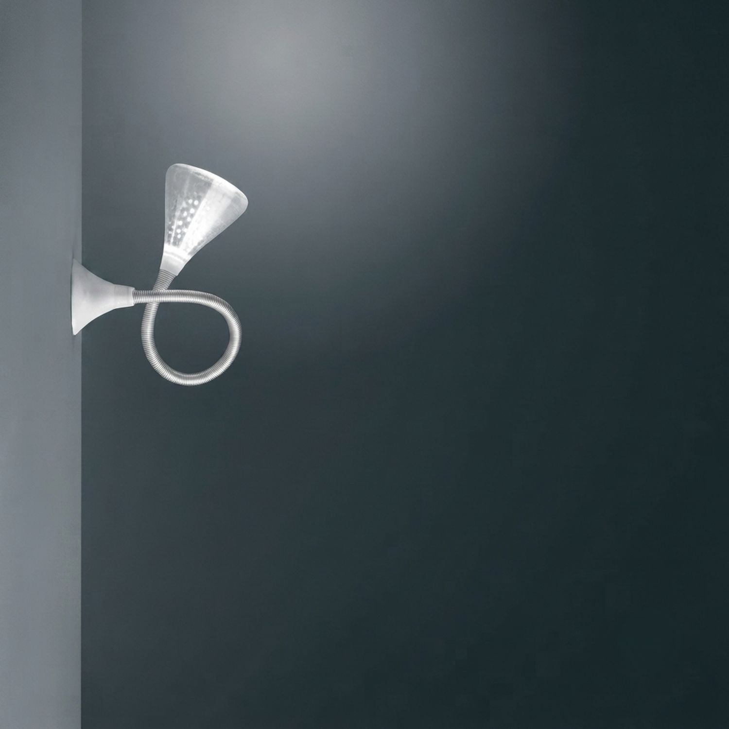 Wand- und Deckenleuchte PIPE LED von Artemide