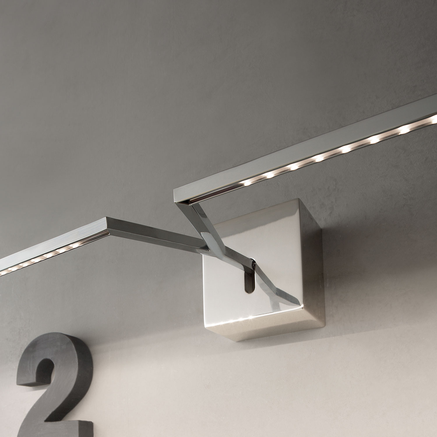 Ypsilon LED Spiegelleuchte von Icone