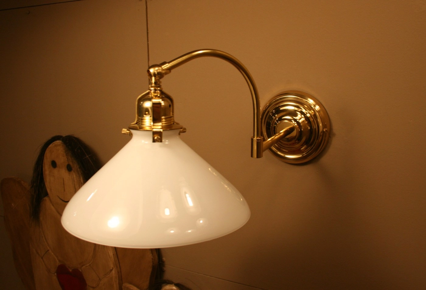 Originale Bauernstuben Wandlampe Anna mit Gelenk