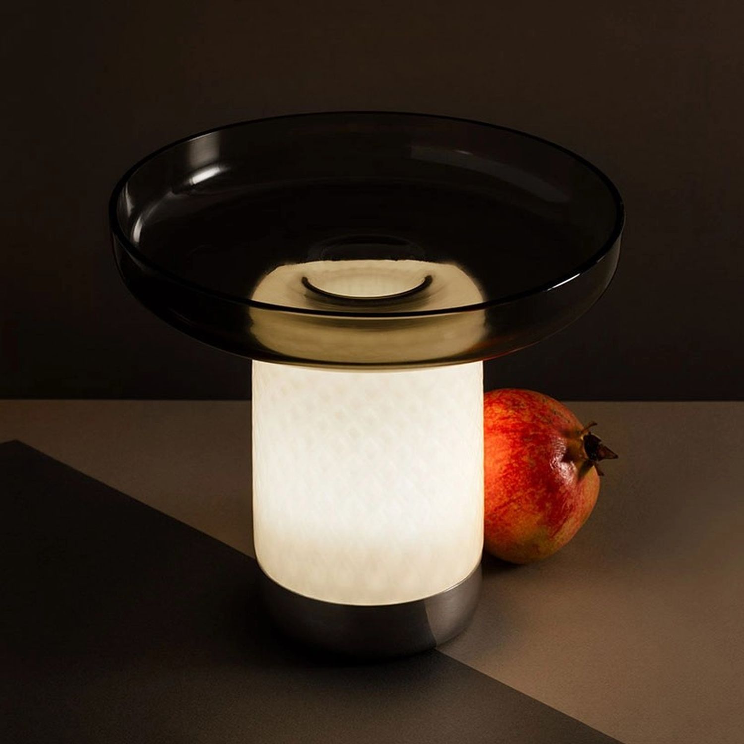 Bontà Piatto aufladbare Leuchte von Artemide