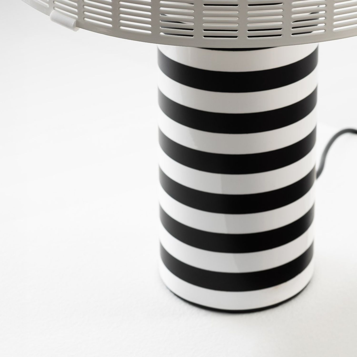 Shogun Tavolo Tischleuchte von Artemide