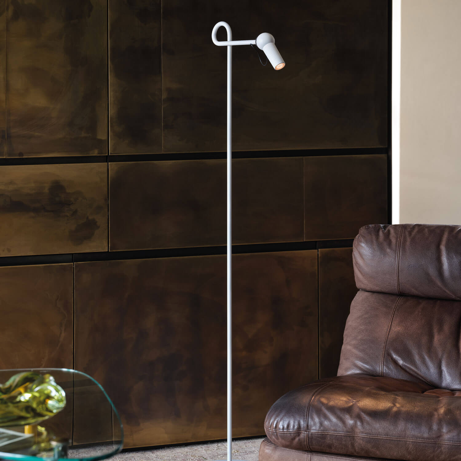 Bird piantana LED di Kdln