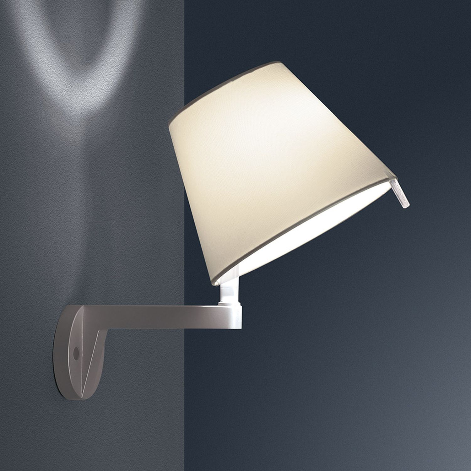Melampo Parete Wandleuchte von Artemide