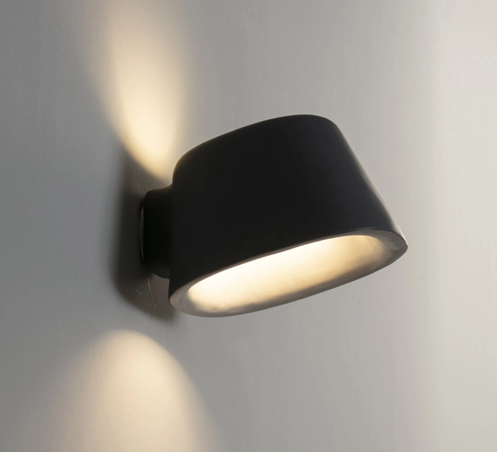 Tobo P240 outdoor light by Toscot