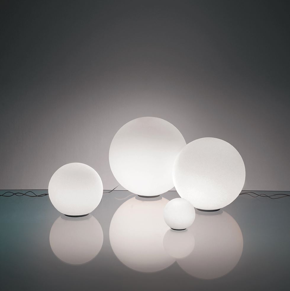 Tischlampe und Bodenlampe DIOSCURI TABLE von Artemide