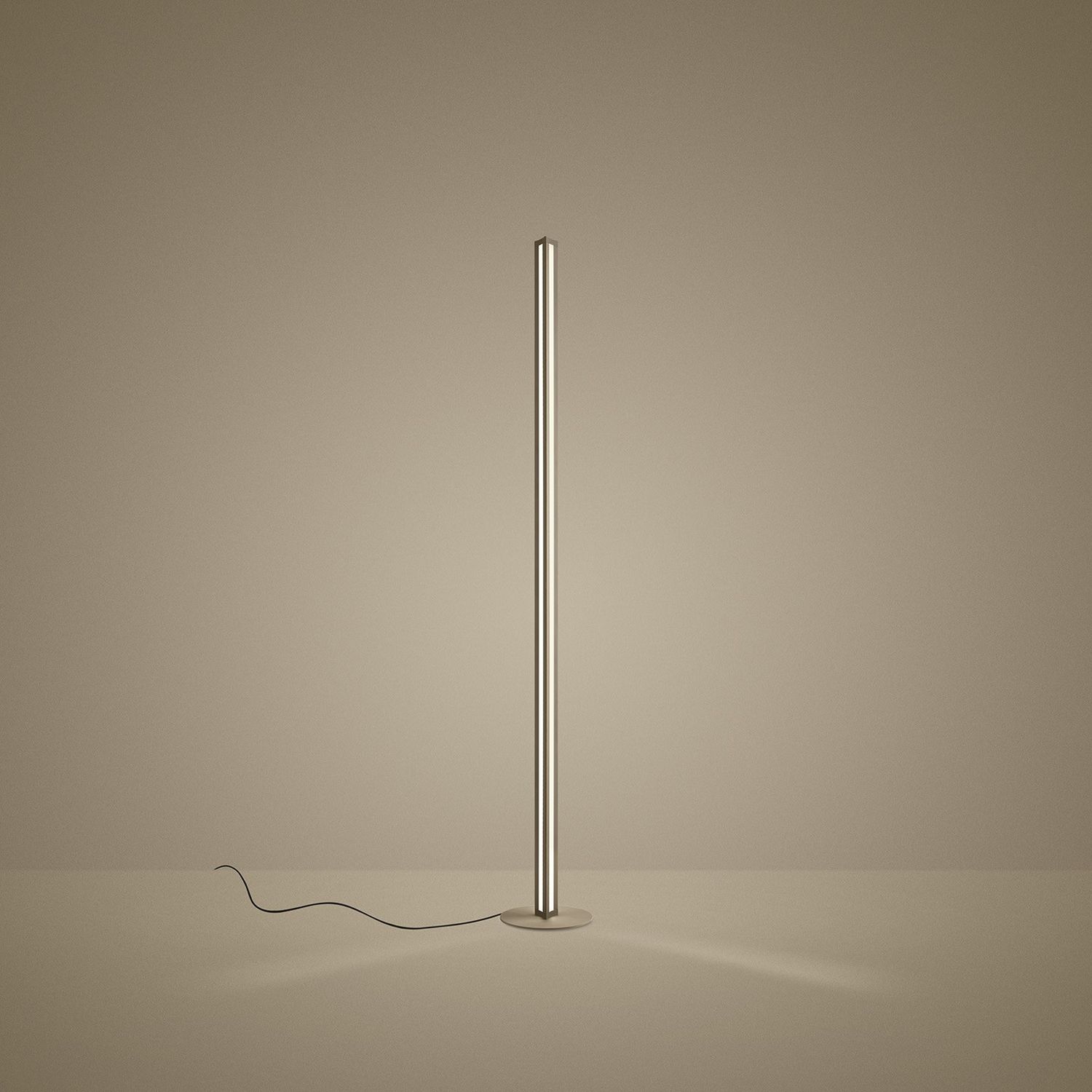 Chiaroscura Stehlampe von Foscarini