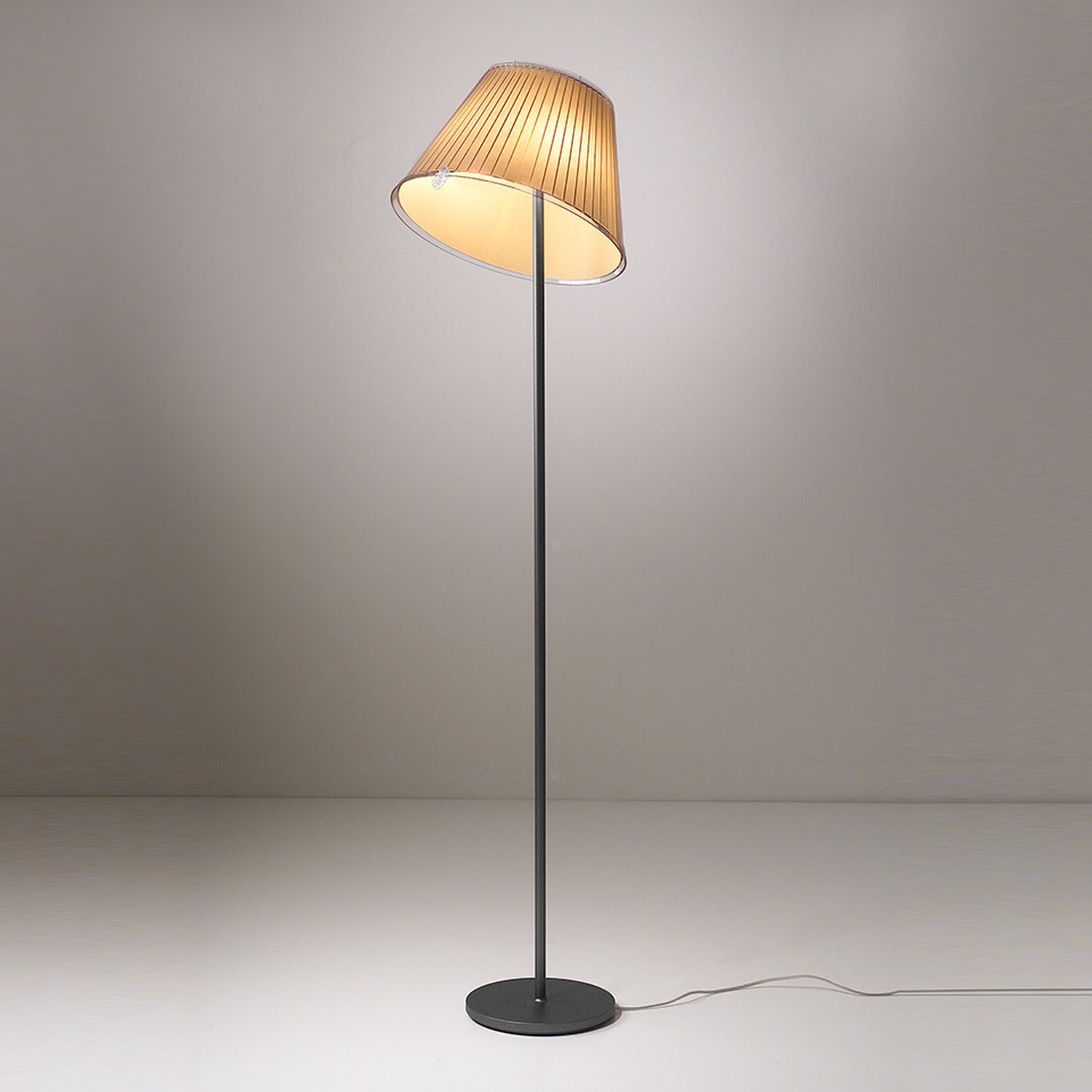 Stehlampe CHOOSE MEGA FLOOR von Artemide