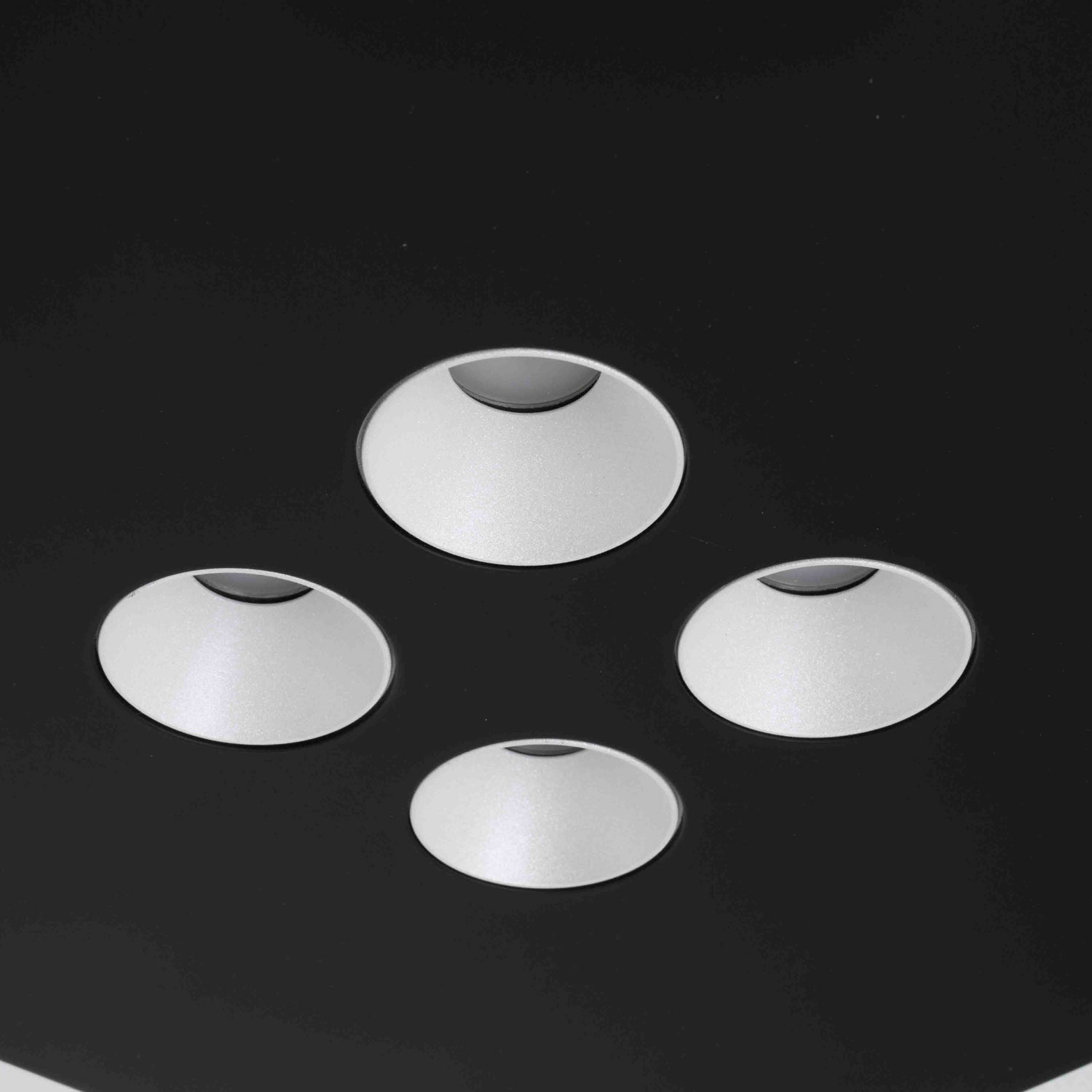 Confort LED Deckenleuchte von Icone