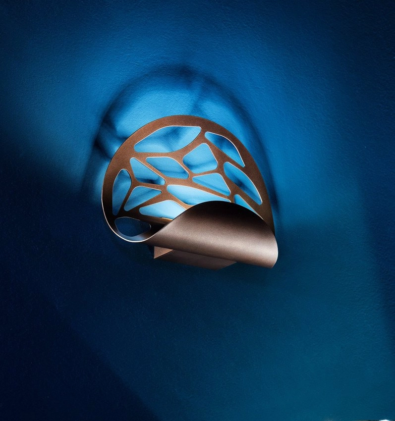 Kelly LED wall lamp by Lodes