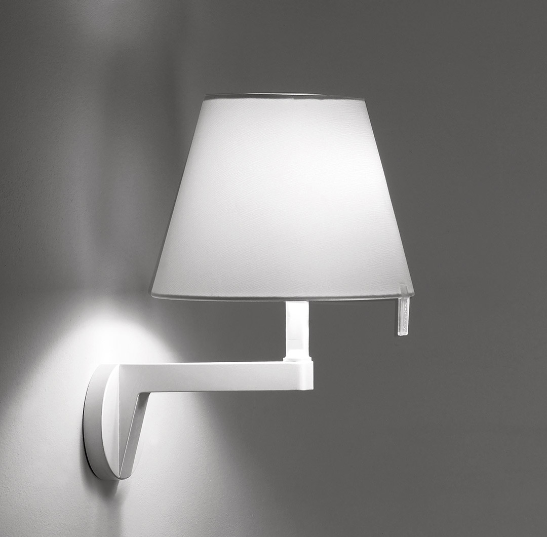 Melampo Parete Wandleuchte von Artemide