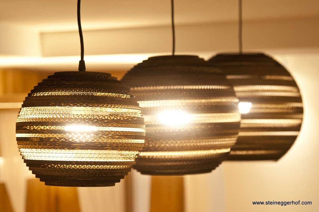 In.Es Artdesign, sospensione in cartone 