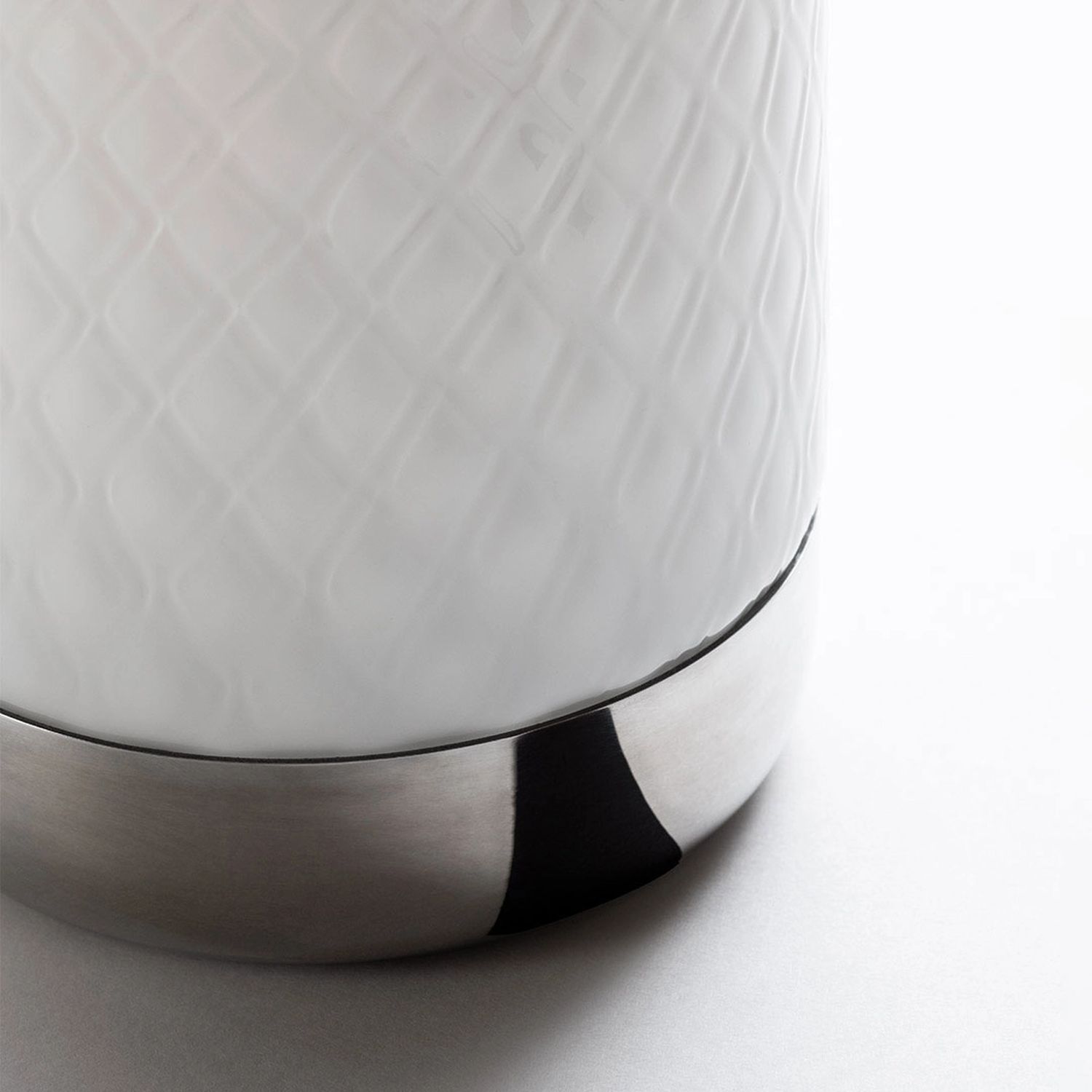 Bontà Piatto aufladbare Leuchte von Artemide