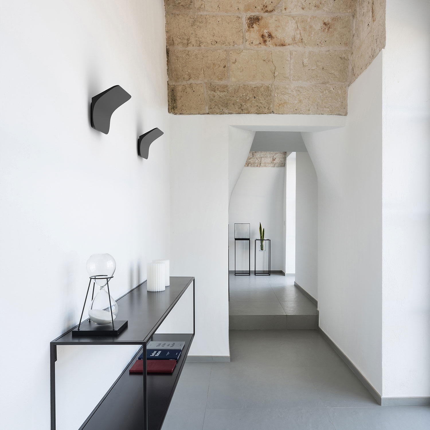 Tide W0 LED wall lamp by Rotaliana