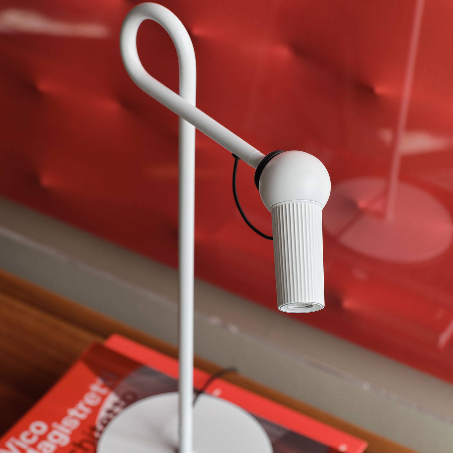 Bird LED Tischlampe von Kdln