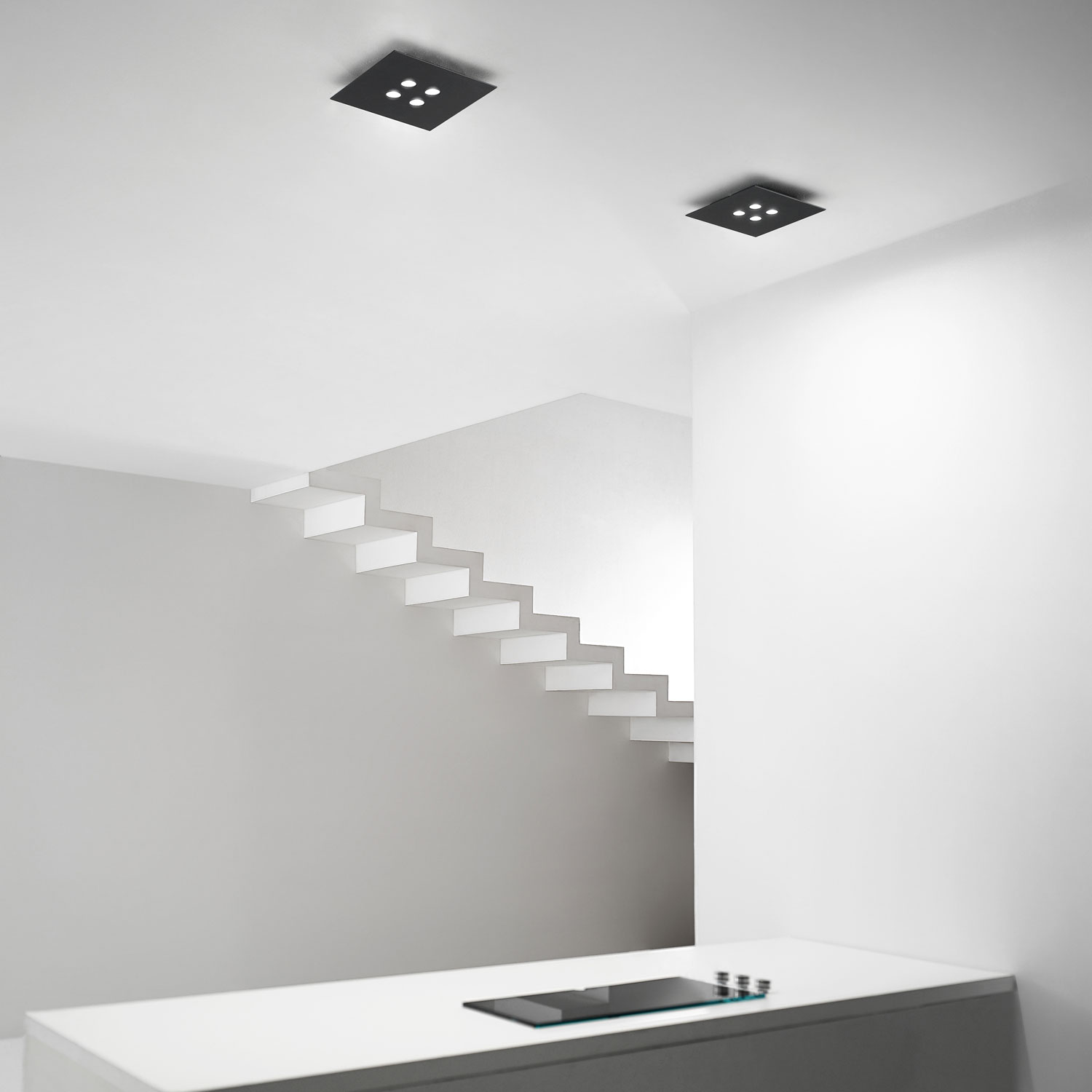 Swing LED Deckenlampe von Icone