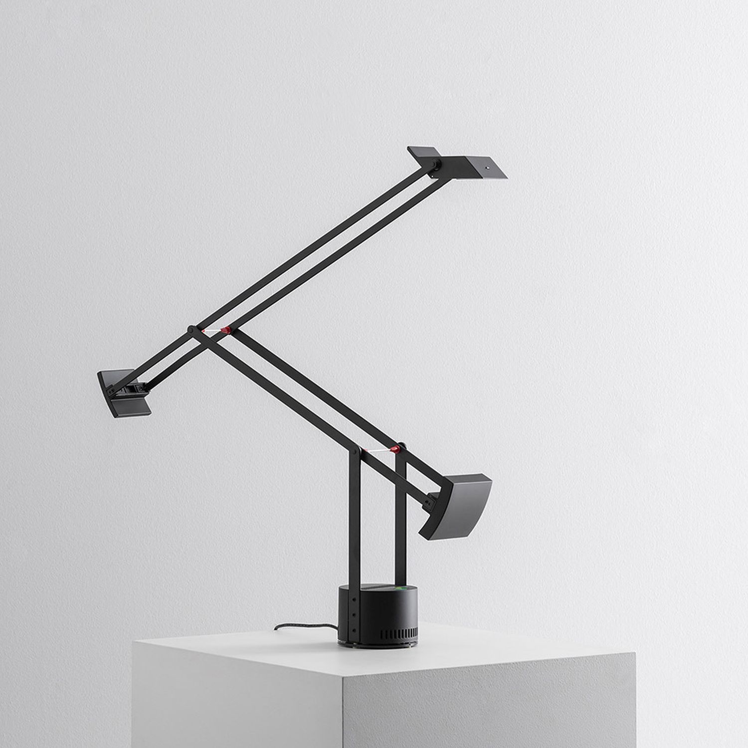 Tischlampe TIZIO LED von Artemide
