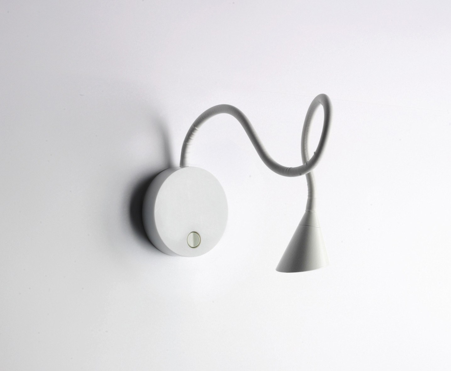 4501 Kalla LED Wandlampe von Egoluce