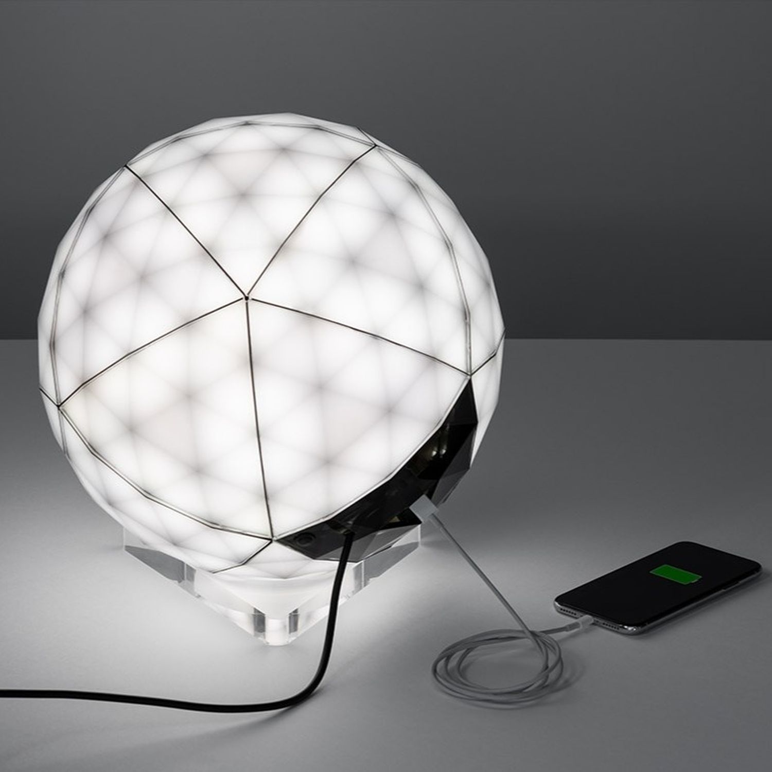 Huara LED Tischlampe von Artemide