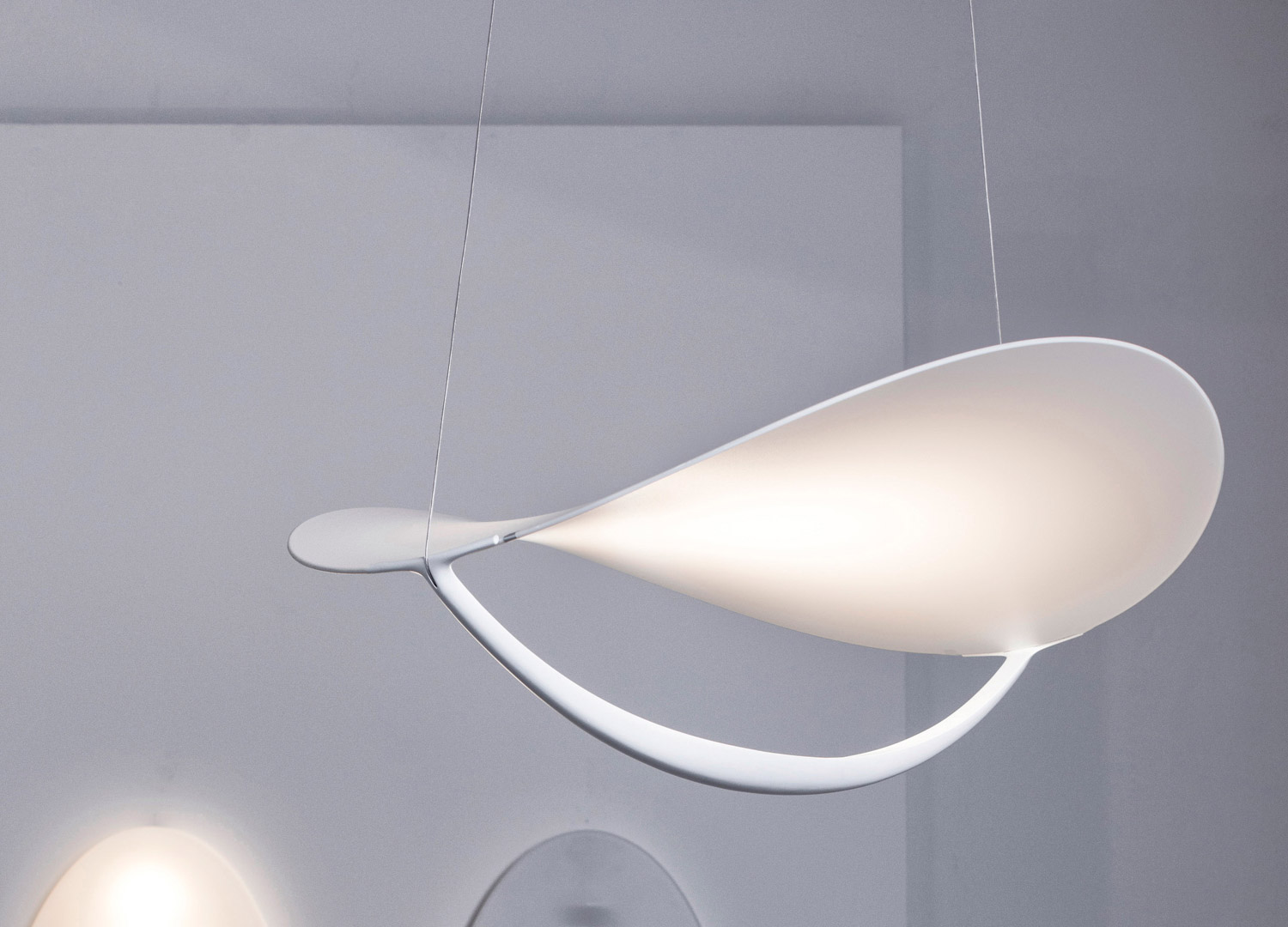 Plena pendant light by Foscarini