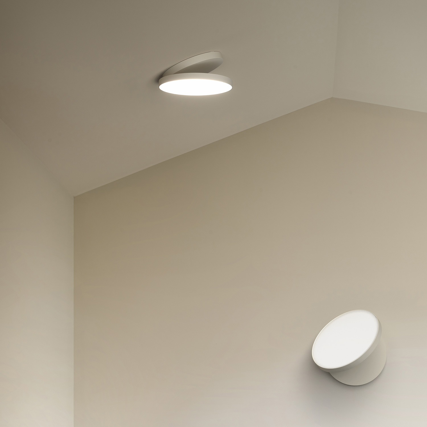 Venere W1 and W2 LED lamp by Rotaliana